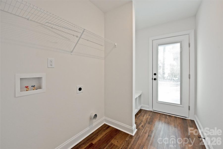 Spacious, unfurnished interior of a new home in , Kannapolis (Image 13).