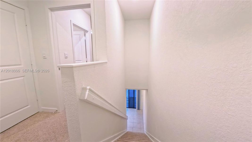 Spacious, unfurnished interior of a new home in , Florida City (Image 19).
