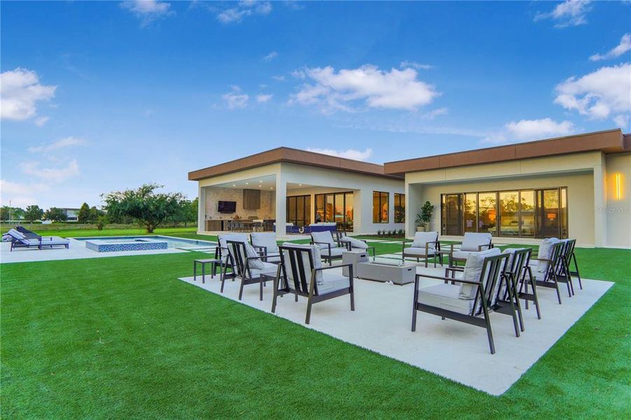 Image 69 of a home in .