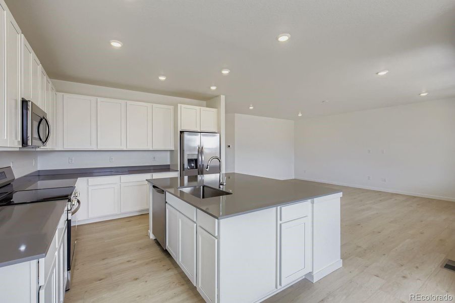 Furnished interior view inside a new home in Ledge Rock: The Monarch Collection, Johnstown (Image 6).