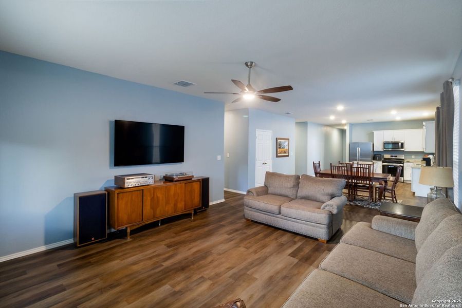 Furnished interior view inside a new home in Davis Ranch, San Antonio (Image 6).