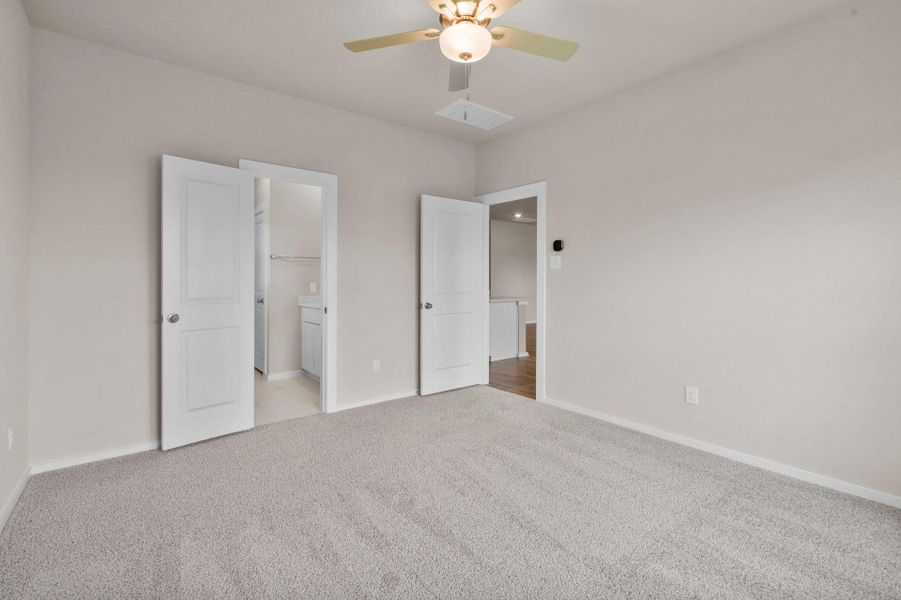 Spacious, unfurnished interior of a new home in Windrose Green, Angleton (Image 19). Spacious, unfurnished interior of a new home in Windrose Green, Angleton (Image 19).