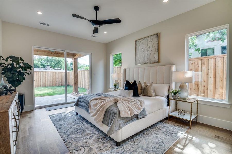 Furnished interior view inside a new home in , Richardson (Image 11).