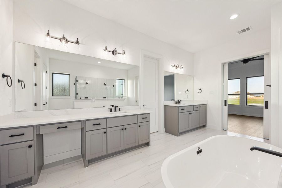 Furnished interior view inside a new home in Lakeview, Waller (Image 8).