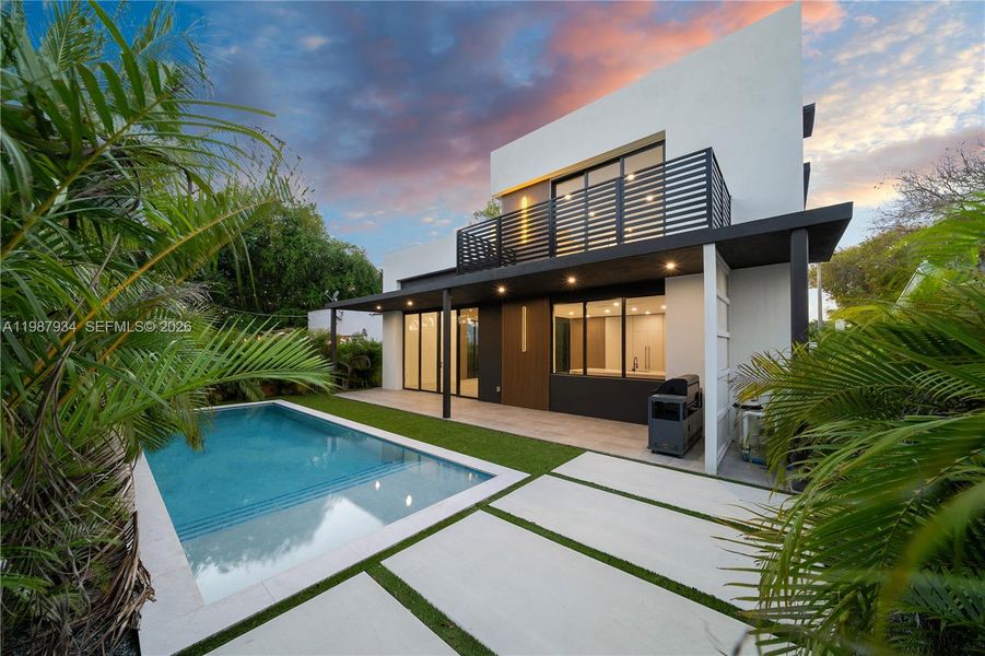 Exterior details and patio area of a home in , Miami (Image 4).