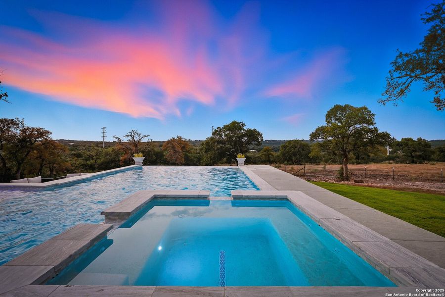 Community amenities in , Fredericksburg (Image 30). Community amenities in , Fredericksburg (Image 30).