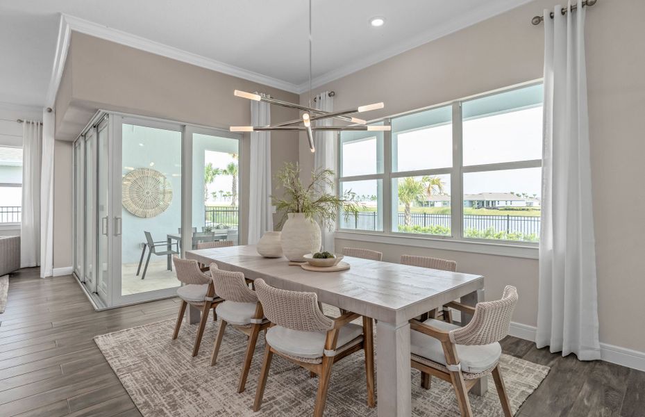 Representative furnished interior of a home built from the Renown by Del Webb in Del Webb Lakehaven, Clermont (Image 12).