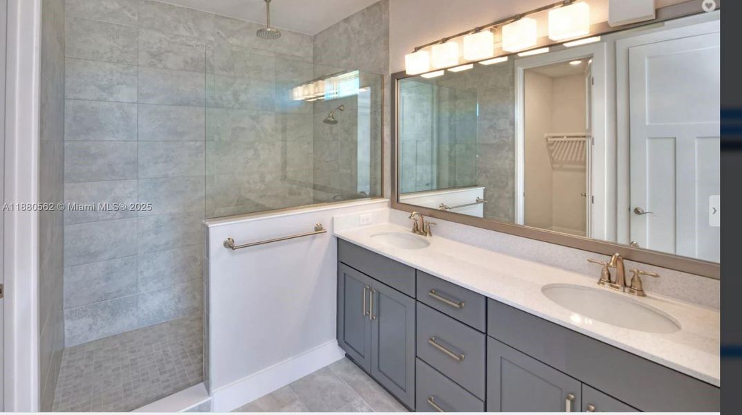 Furnished interior view inside a new home in Verona Oceanside, Ormond Beach (Image 12).