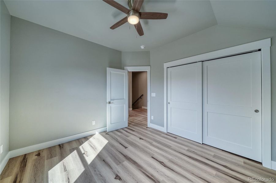 Spacious, unfurnished interior of a new home in , Salida (Image 25).