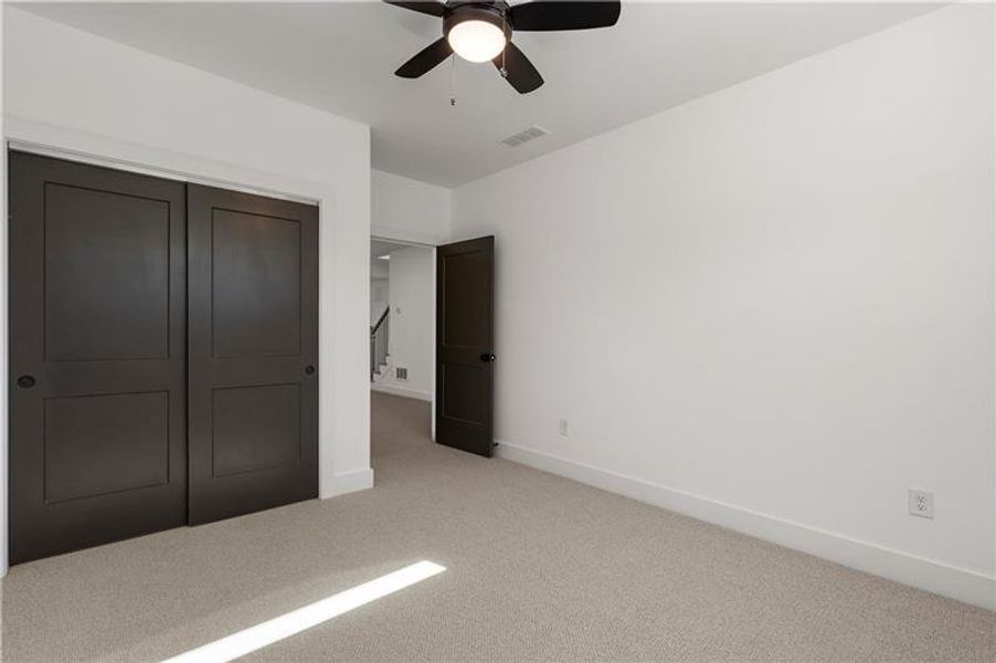 Spacious, unfurnished interior of a new home in , Atlanta (Image 38).