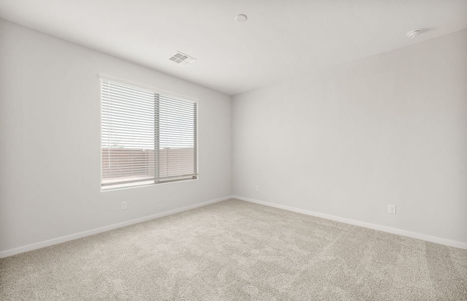 Spacious, unfurnished interior of a new home in Blossom Rock, Apache Junction (Image 21).