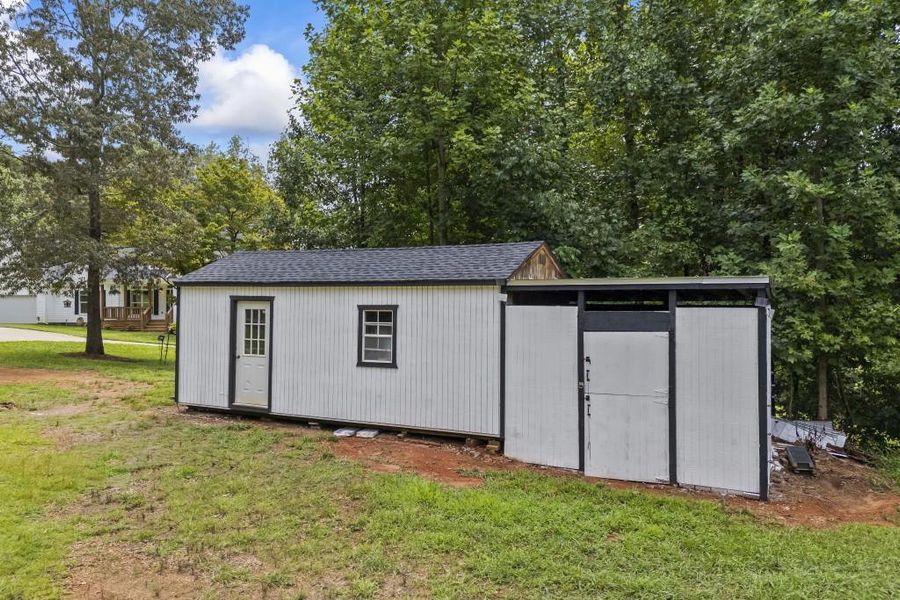 Front exterior of a new home in , Dawsonville, GA, highlighting curb appeal (Image 21). Front exterior of a new home in , Dawsonville, GA, highlighting curb appeal (Image 21).