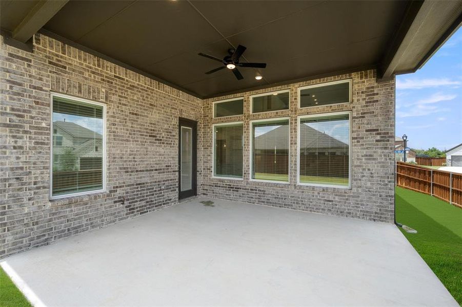 4850 Signal Run Patio1