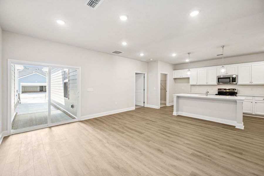 Representative unfurnished interior of a home built from the Hickory by Ashton Woods in Stewart's Glen | 55+ Community, Smyrna (Image 8).