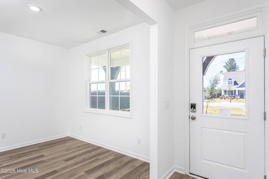 Spacious, unfurnished interior of a new home in Terrapin, Leland (Image 6).