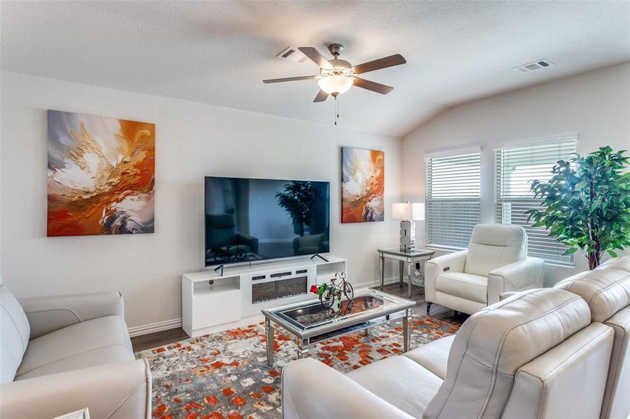 Furnished interior view inside a new home in Palmilla Springs - Signature Series, Fort Worth (Image 16).