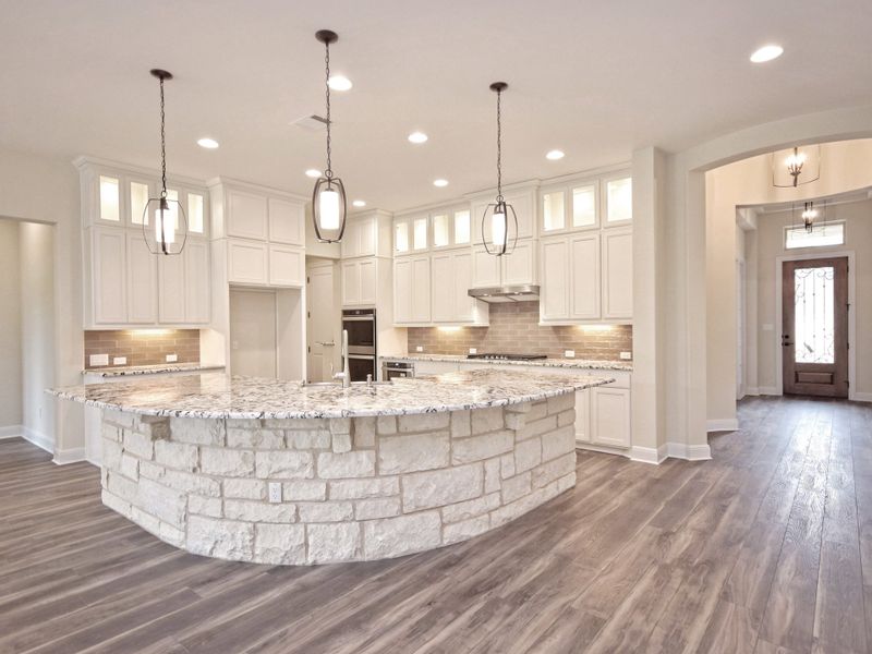 Representative furnished interior of a home built from the San Simeon I by Giddens Homes in Clearwater Ranch, Liberty Hill (Image 220).