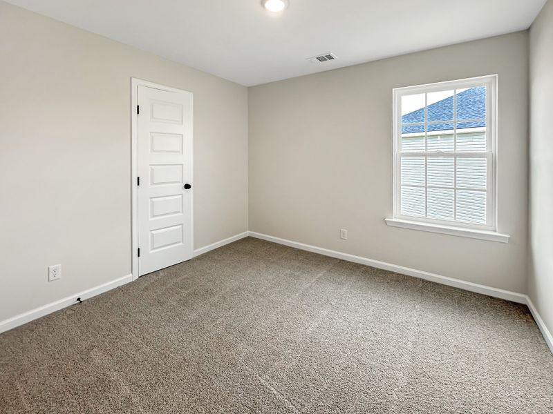 Spacious, unfurnished interior of a new home in Tranquil South, Hinesville (Image 16).
