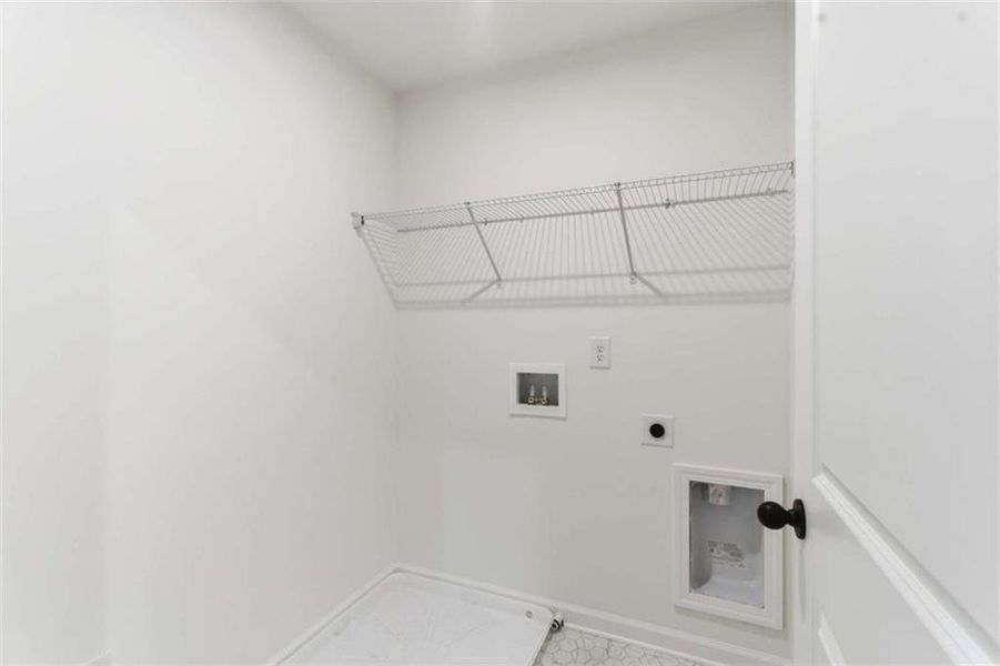 Spacious, unfurnished interior of a new home in The Reserve at Chapel Hill Phase II, Douglasville (Image 11). Spacious, unfurnished interior of a new home in The Reserve at Chapel Hill Phase II, Douglasville (Image 11).
