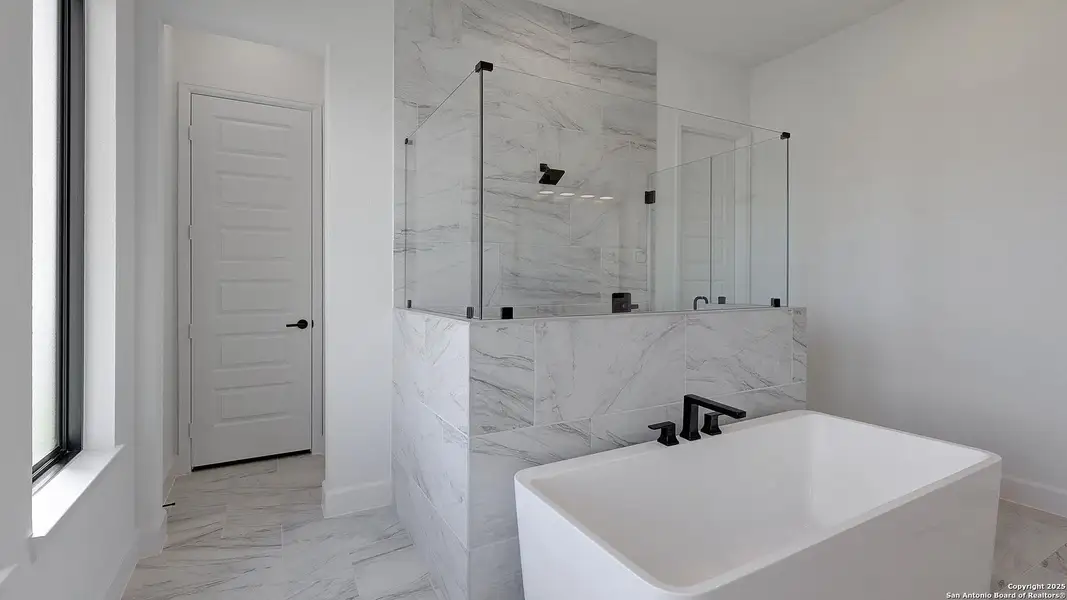 Furnished interior view inside a new home in George's Ranch Acre, Boerne (Image 10). Furnished interior view inside a new home in George's Ranch Acre, Boerne (Image 10).