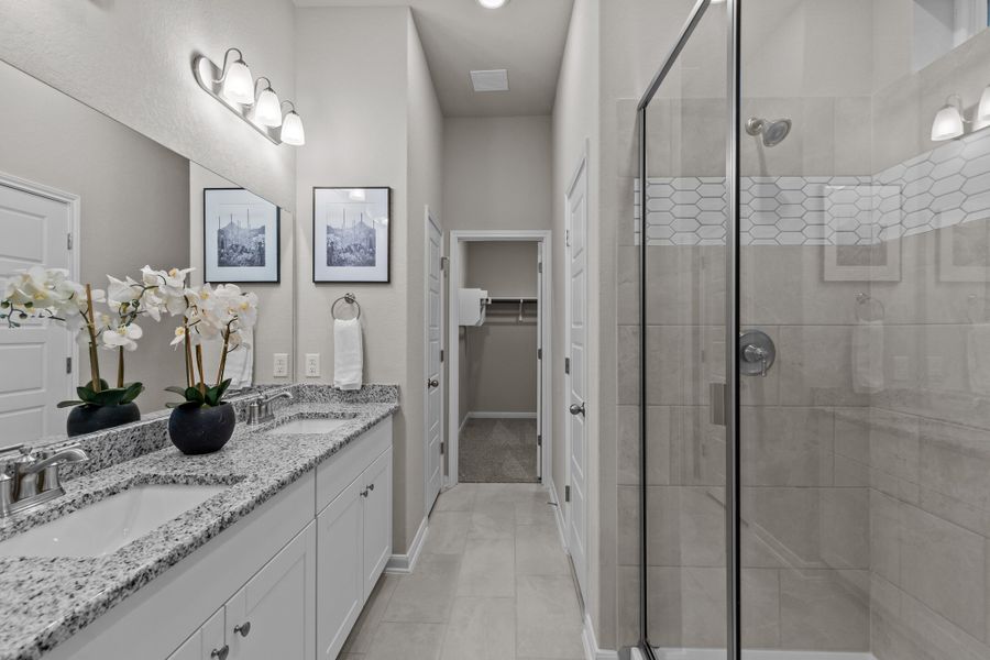 Representative furnished interior of a home built from the Maxwell by Beazer Homes in Hunter's Ranch, San Antonio (Image 8).