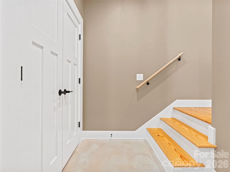 Spacious, unfurnished interior of a new home in , Asheville (Image 43).