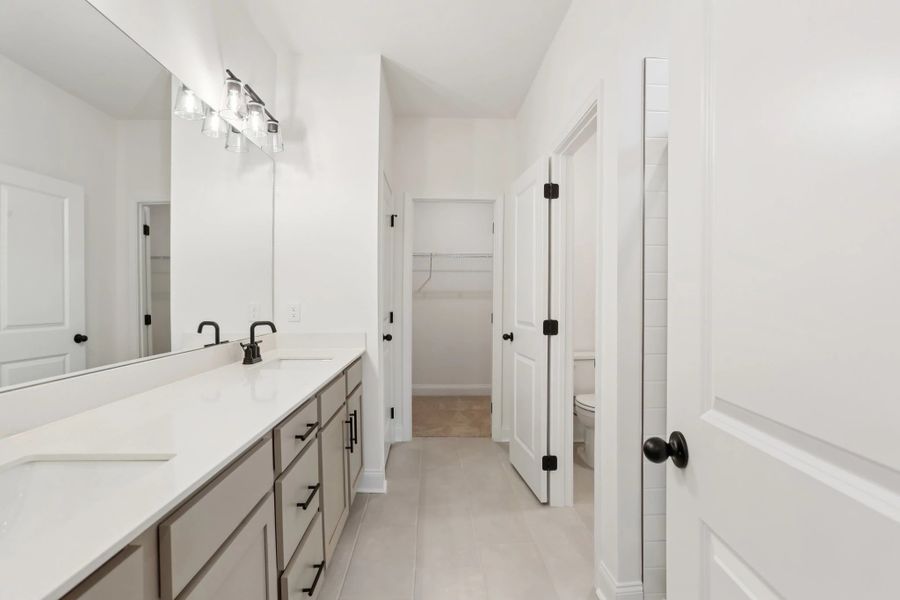 Furnished interior view inside a new home in Ascent at Arbor Ridge, La Vergne (Image 13). Furnished interior view inside a new home in Ascent at Arbor Ridge, La Vergne (Image 13).