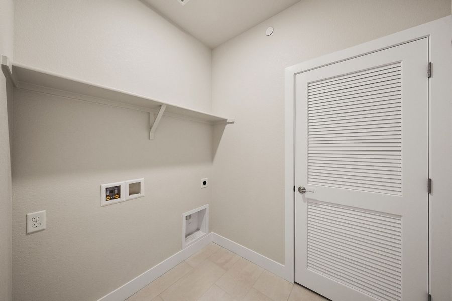 Spacious, unfurnished interior of a new home in Berkeley Villas, Denver (Image 23).