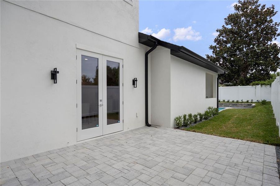 Exterior details and patio area of a home in , Winter Park (Image 38).