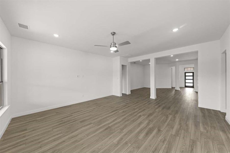 Spacious, unfurnished interior of a new home in River Ranch, Van Alstyne (Image 14).