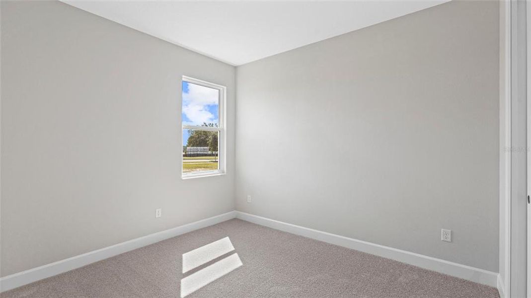 Spacious, unfurnished interior of a new home in Cresswind at Hammock Oaks, Lady Lake (Image 14).