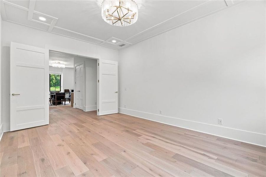 Spacious, unfurnished interior of a new home in , Alpharetta (Image 29). Spacious, unfurnished interior of a new home in , Alpharetta (Image 29).
