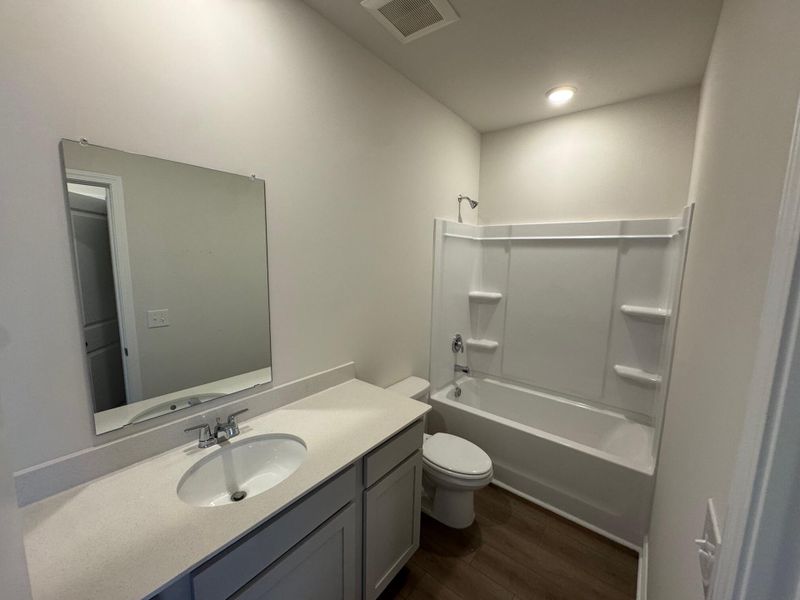 Furnished interior view inside a new home in , Ravenel (Image 9).