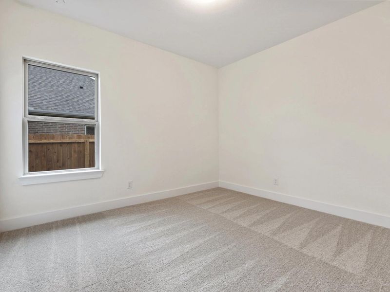 Spacious, unfurnished interior of a new home in Waverly Estates, Nevada (Image 24).