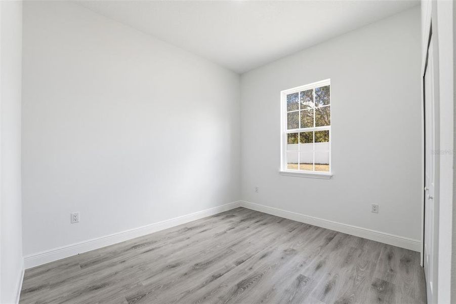 Spacious, unfurnished interior of a new home in , Ocala (Image 32).
