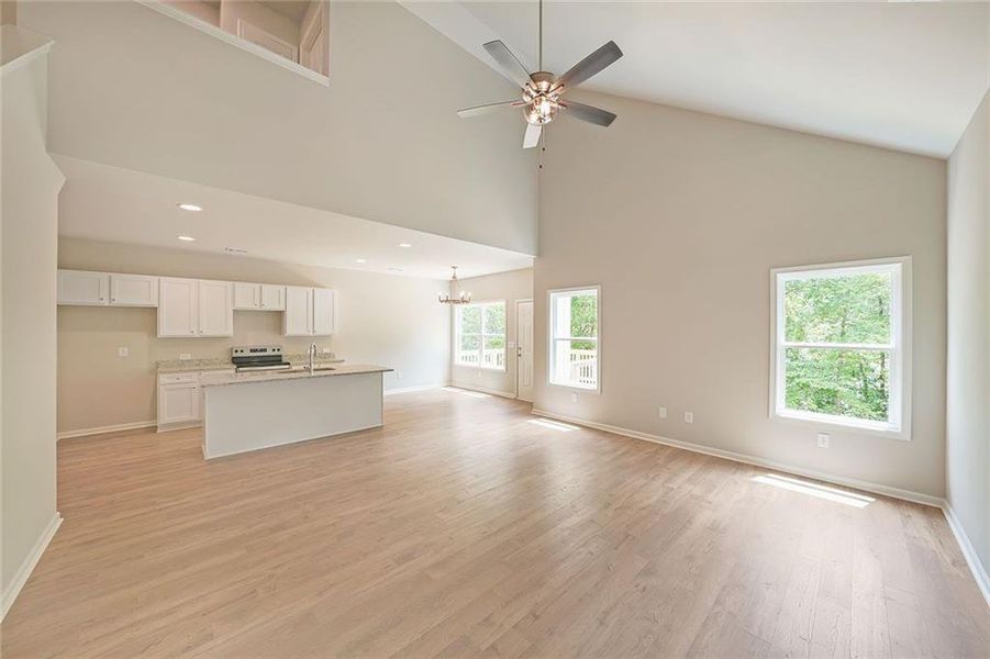 Spacious, unfurnished interior of a new home in , Dahlonega (Image 13).