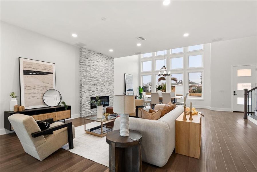 Furnished interior view inside a new home in , Orlando (Image 14).