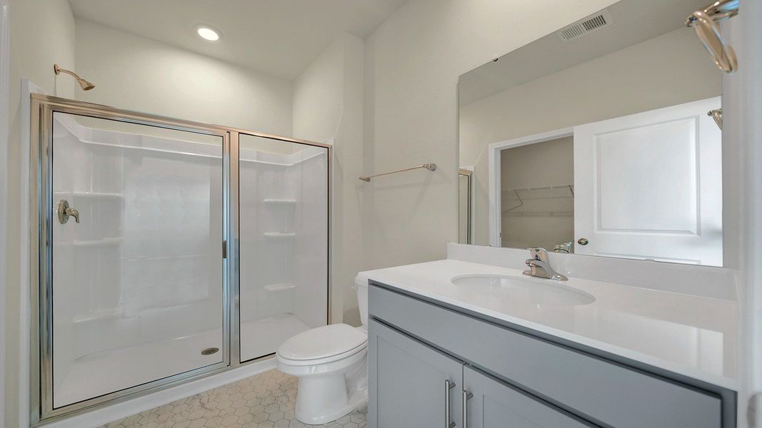 Furnished interior view inside a new home in Grand Oaks, Columbia (Image 14). Furnished interior view inside a new home in Grand Oaks, Columbia (Image 14).