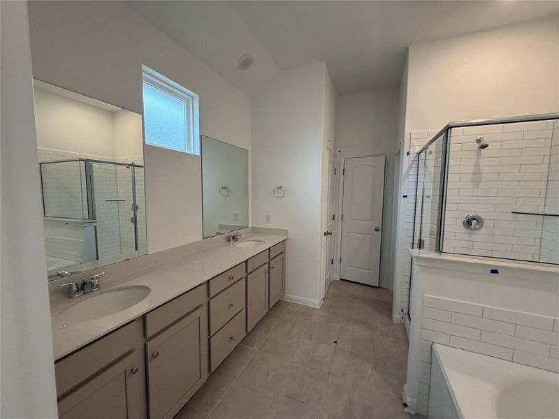 Furnished interior view inside a new home in La Cima, San Marcos (Image 6).