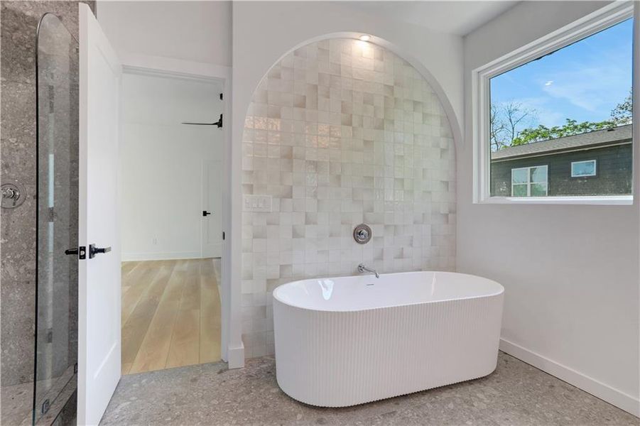 Image 88 of a home in .