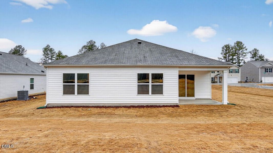 110-ross-dr-dr-horton-003