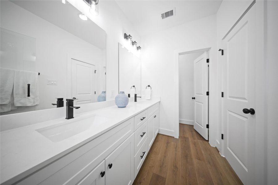 Furnished interior view inside a new home in , Houston (Image 19).