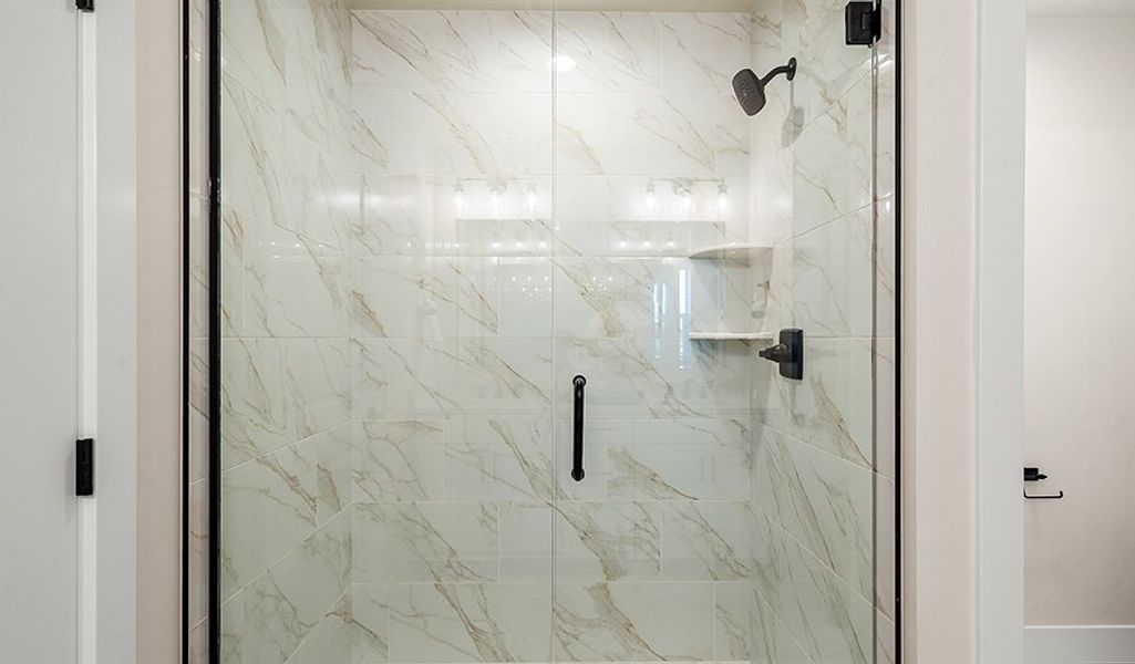 Hemingway-B721-Timberline Bathroom