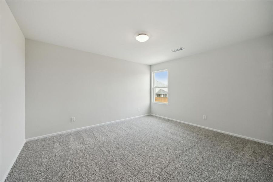 Spacious, unfurnished interior of a new home in Santorini, Seagoville (Image 13).