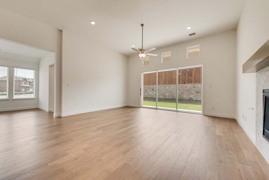 Representative unfurnished interior of a home built from the Ashwood by Pacesetter Homes in Park Hills, Rockwall (Image 17). Representative unfurnished interior of a home built from the Ashwood by Pacesetter Homes in Park Hills, Rockwall (Image 17).