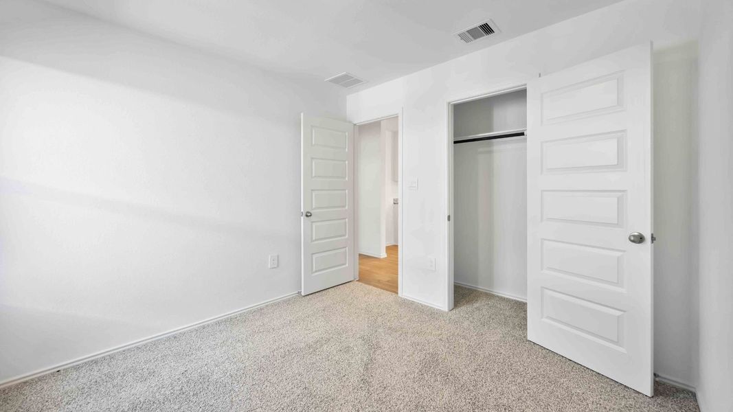 Spacious, unfurnished interior of a new home in Garver Heights, Houston (Image 9). Spacious, unfurnished interior of a new home in Garver Heights, Houston (Image 9).