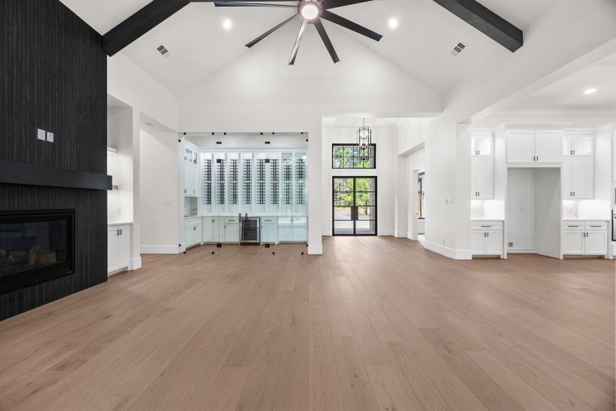 Spacious, unfurnished interior of a new home in , Montgomery (Image 31).