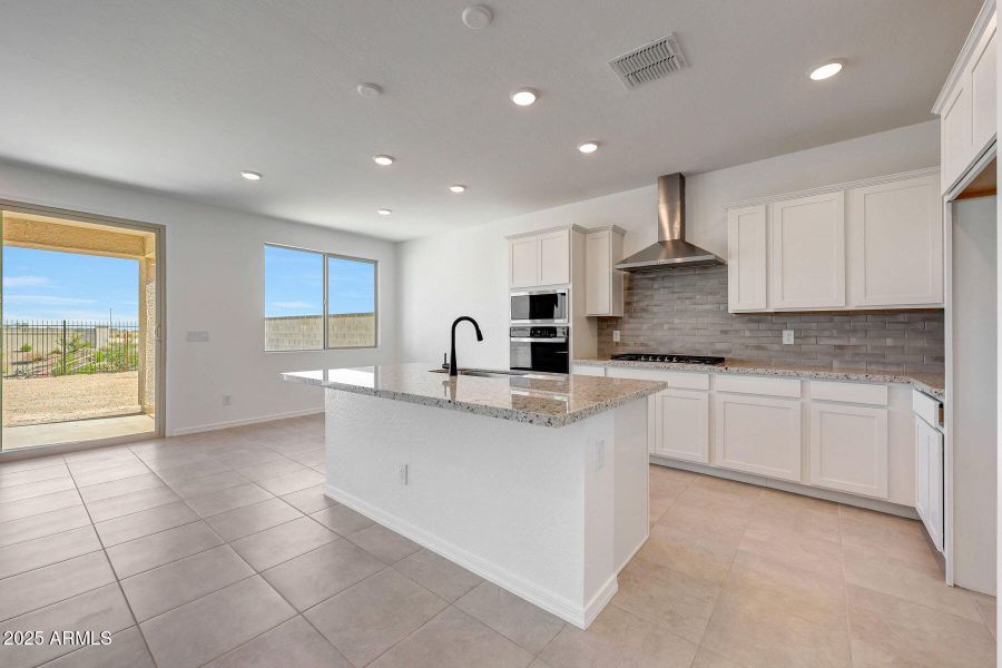 PHX_Tyler_lot 2087_lagoon_3741_Kitchen