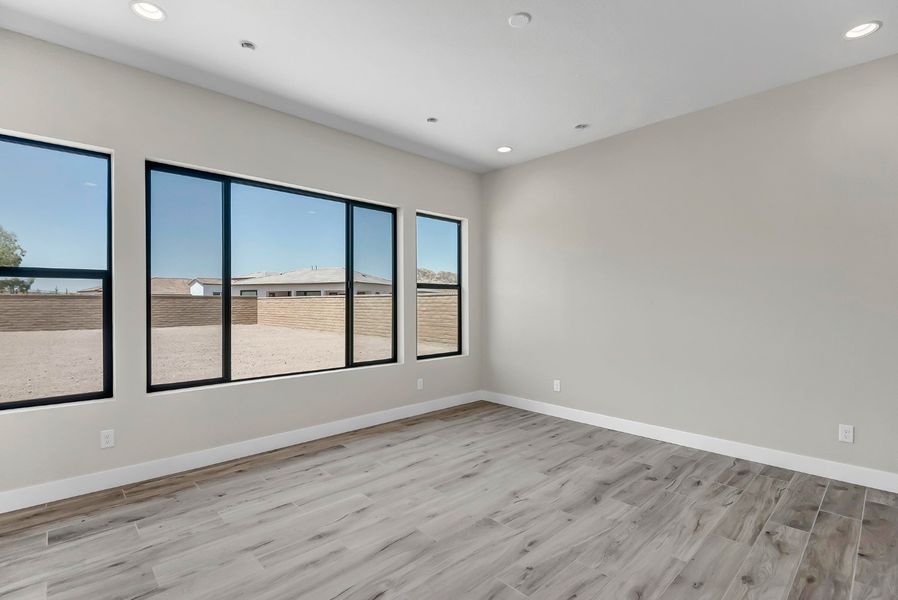 Spacious, unfurnished interior of a new home in Estates at Kings Ranch, Gold Canyon (Image 23).