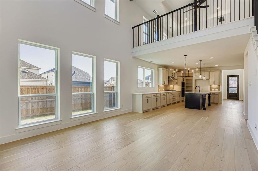 Spacious, unfurnished interior of a new home in Mosaic 40s, Prosper (Image 19).